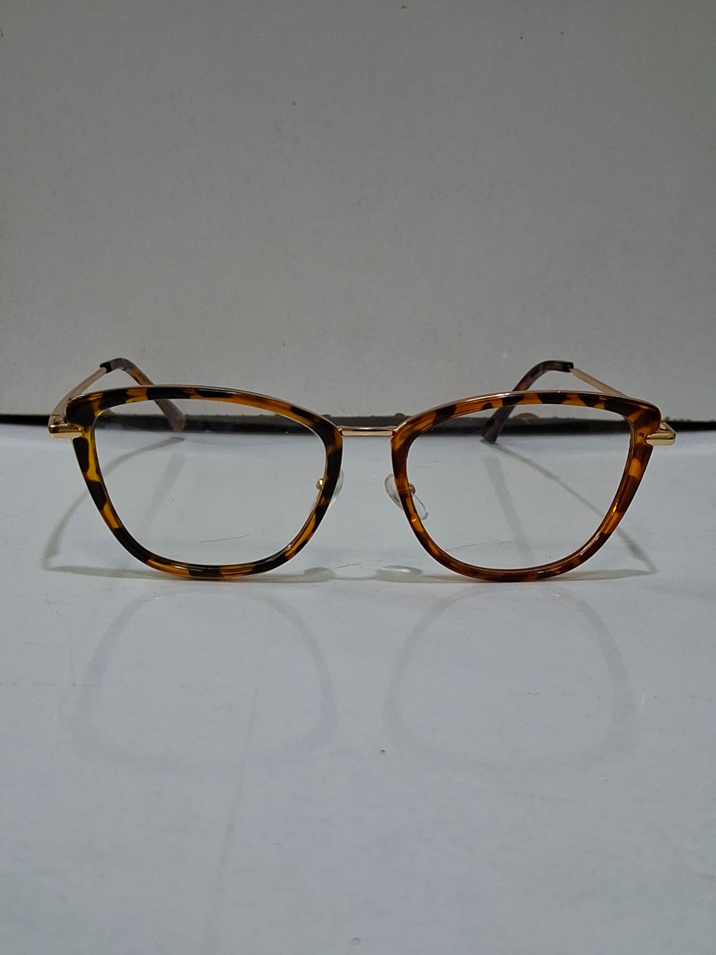 Eye Centa Collection Tortoise Gold Cat-Eye Optical